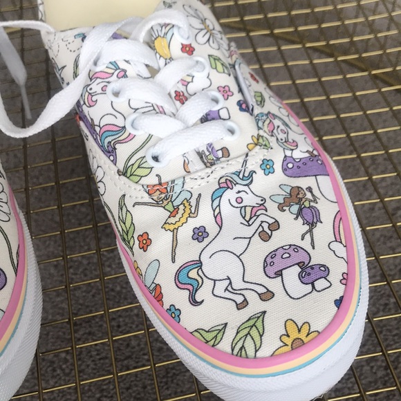 Vans 7 - Picture 3 of 7